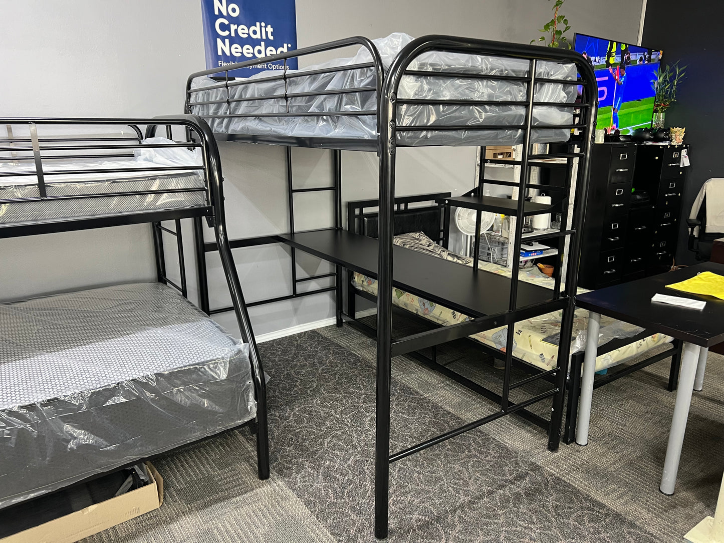 FLOOR SAMPLE - TWIN LOFT BED WITH STUDY ON BOTTOM