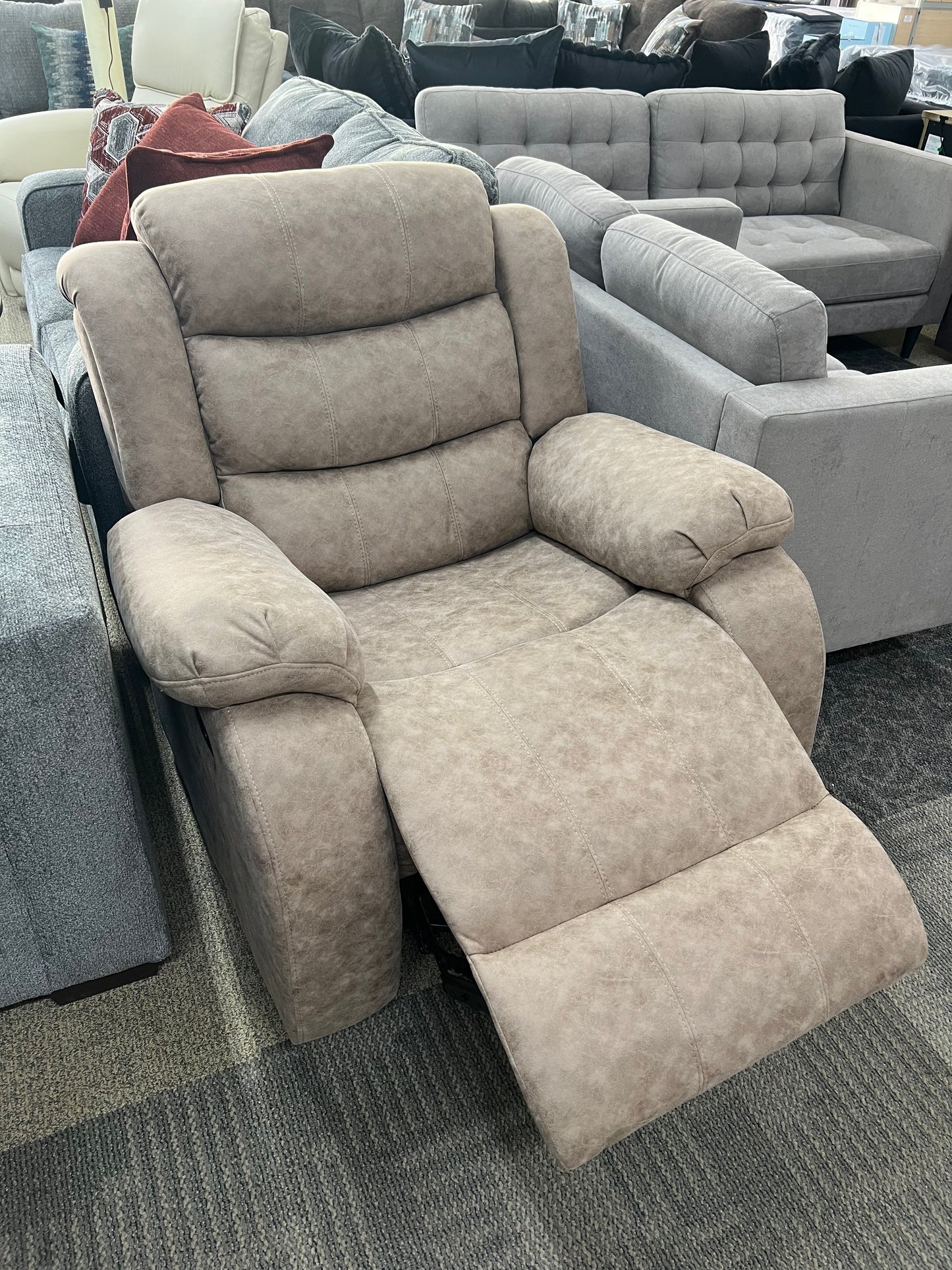 FLOOR SAMPLE - MICROFIBER RECLINER